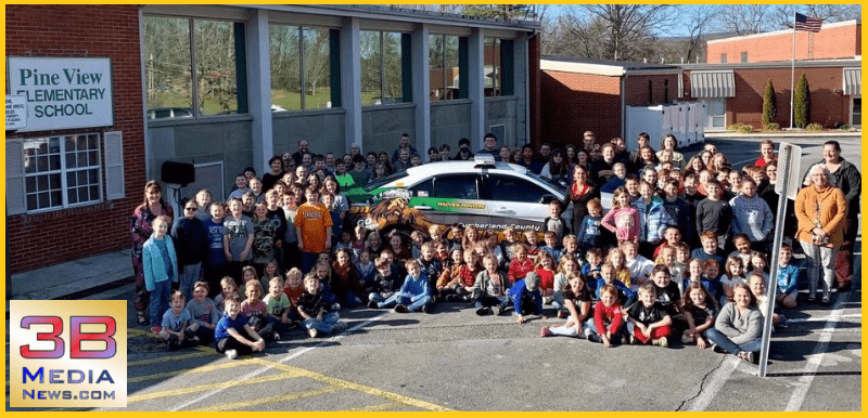 Pine View PANCAKES WITH SANTA AT PINE VIEW ELEMENTARY – 3B Media News