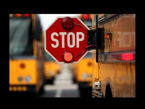 "RED LIGHT"-TYPE CAMERAS PROPOSED FOR TENNESSEE SCHOOL B-- USES