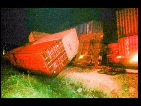 NORFOLK SOUTHERN TRAIN DERAILS IN NORTH KNOXVILLE SATURDAY NIGHT