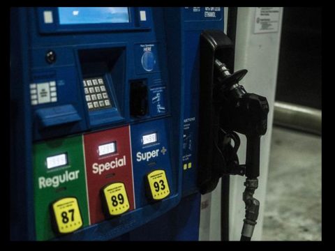 TENNESSEE GAS PRICES BEGIN TO DECLINE